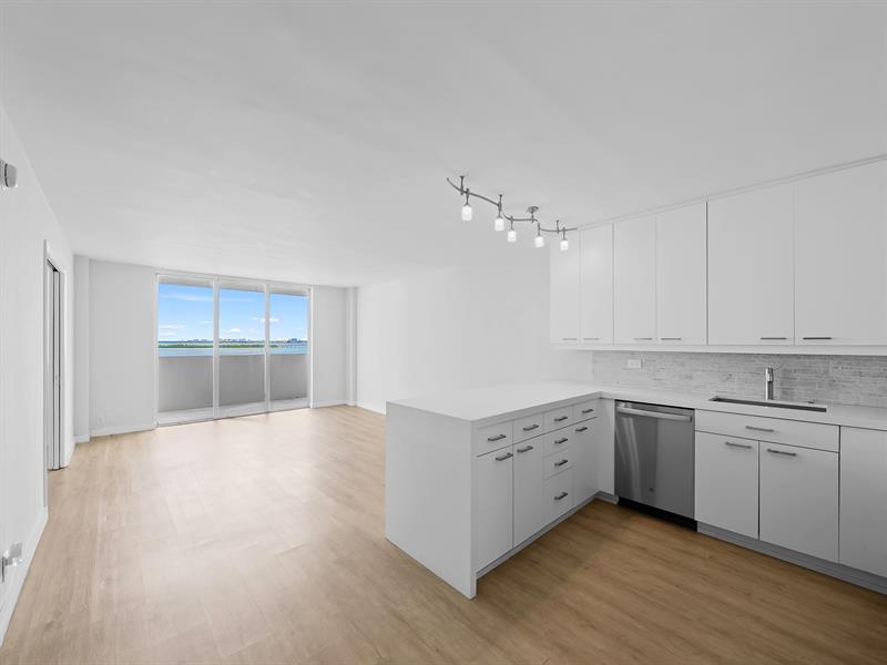 5 Island Avenue Miami Beach FL 33139