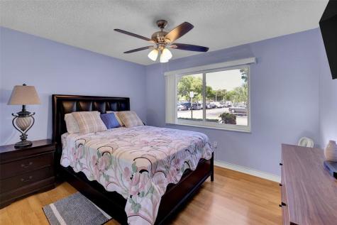 8260 SW 24th Street North Lauderdale FL 33068