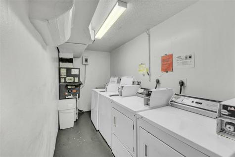 8260 SW 24th Street North Lauderdale FL 33068
