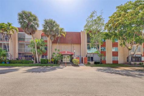8260 SW 24th Street North Lauderdale FL 33068