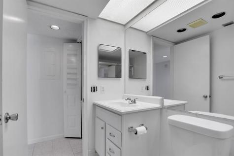 1801 Eleuthera Point Coconut Creek FL 33066