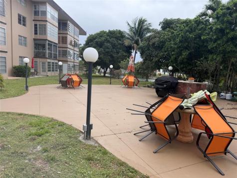 2901 NW 46th Avenue Lauderdale Lakes FL 33313