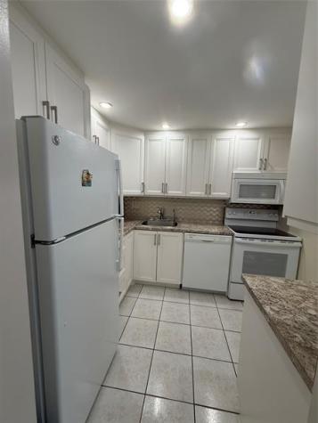 2901 NW 46th Avenue Lauderdale Lakes FL 33313