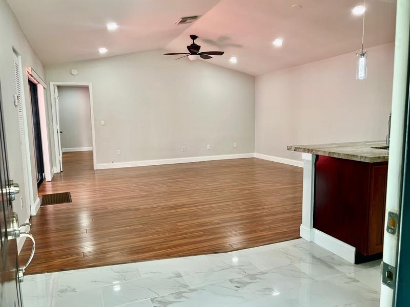 8951 SW 19th Street Boca Raton FL 33433