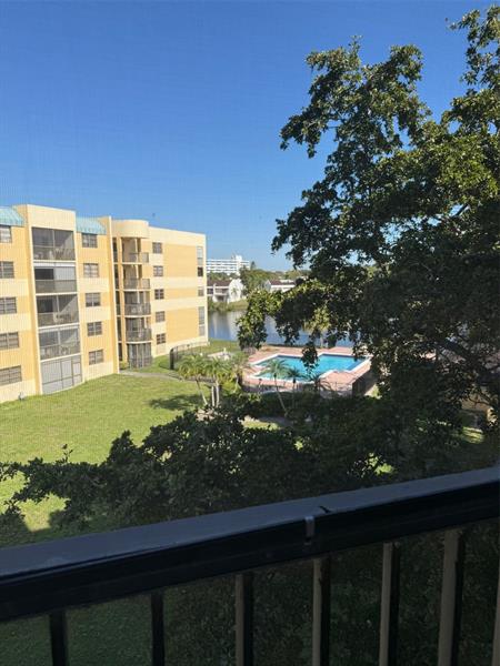 6475 W Oakland Park Boulevard Lauderhill FL 33313