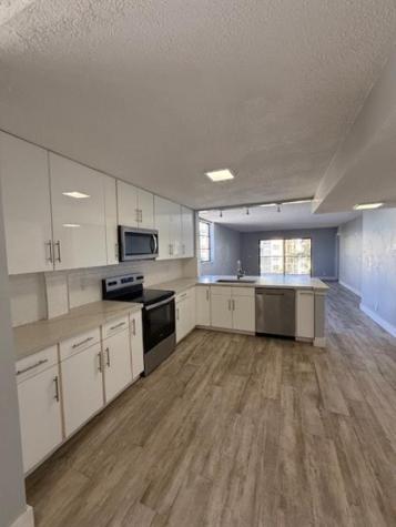 6475 W Oakland Park Boulevard Lauderhill FL 33313
