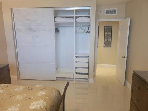 19370 Collins Avenue Sunny Isles Beach FL 33160