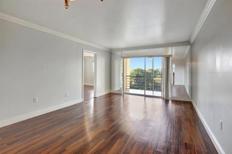 8225 Sunrise Lakes Boulevard Sunrise FL 33322