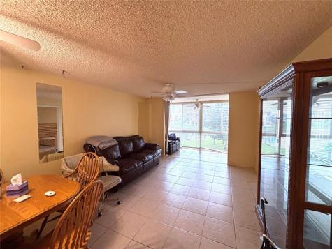 9261 Sunrise Lakes Boulevard Sunrise FL 33322