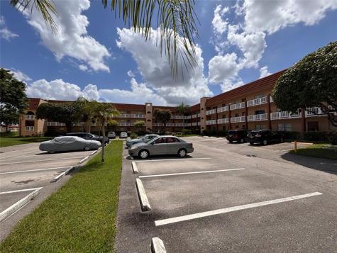 9261 Sunrise Lakes Boulevard Sunrise FL 33322