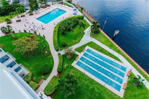 3200 NE 36th Street Fort Lauderdale FL 33308