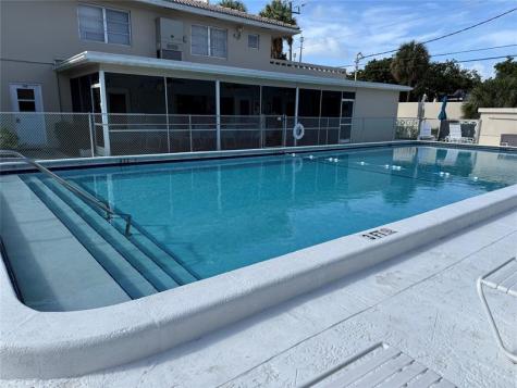 2131 NE 42nd Court Lighthouse Point FL 33064