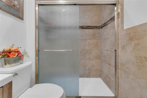 3003 La Mirage Lauderhill FL 33319