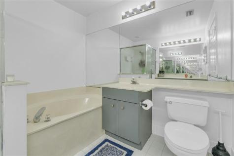 3003 La Mirage Lauderhill FL 33319