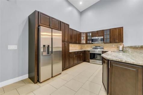 3003 La Mirage Lauderhill FL 33319