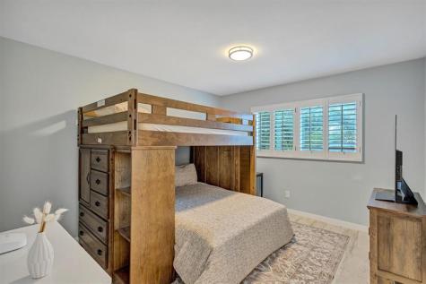 7125 Gulf Of Mexico Longboat Key FL 34228