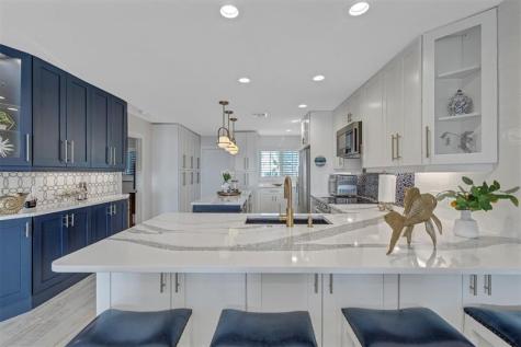 7125 Gulf Of Mexico Longboat Key FL 34228