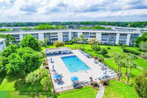 2504 Antigua Terrace Coconut Creek FL 33066