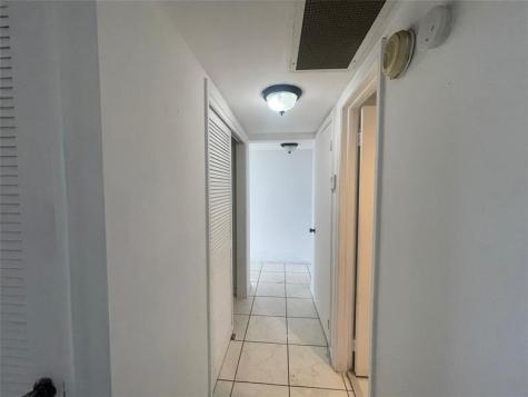 3301 Spanish Moss Te Lauderhill FL 33319