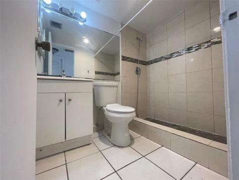 3301 Spanish Moss Te Lauderhill FL 33319