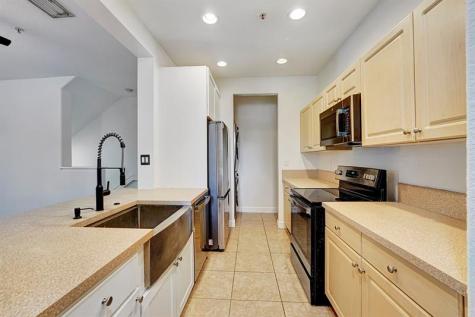 454 SW 147th Avenue Pembroke Pines FL 33027