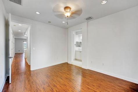 454 SW 147th Avenue Pembroke Pines FL 33027