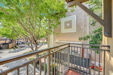 454 SW 147th Avenue Pembroke Pines FL 33027