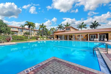 454 SW 147th Avenue Pembroke Pines FL 33027