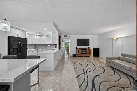 1904 Bermuda Creek Coconut Creek FL 33066