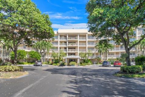 800 Cypress Grove Drive Pompano Beach FL 33069