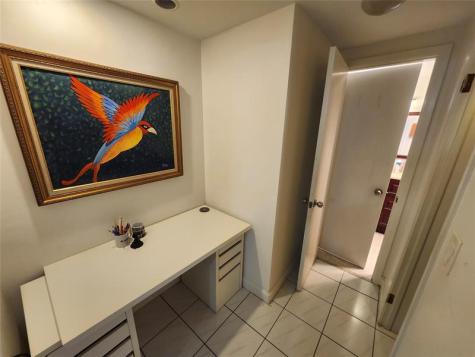 1201 Hillcrest Court Hollywood FL 33021