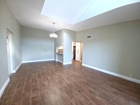 806 Sky Pine Way Greenacres FL 33415