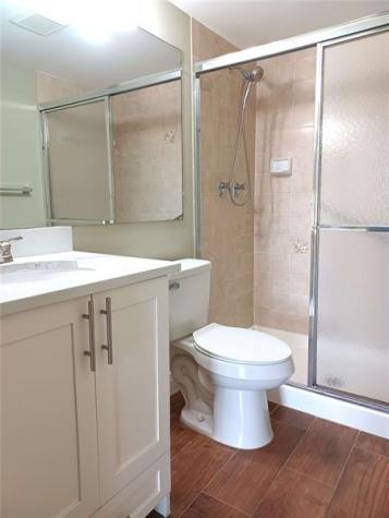 806 Sky Pine Way Greenacres FL 33415