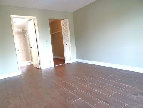 806 Sky Pine Way Greenacres FL 33415