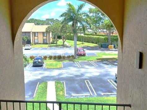 806 Sky Pine Way Greenacres FL 33415