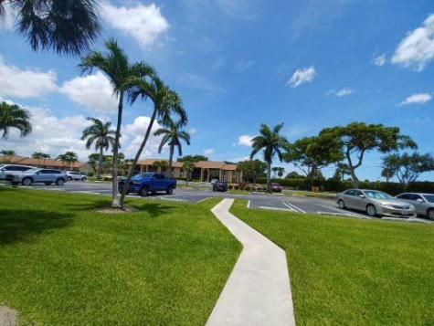 806 Sky Pine Way Greenacres FL 33415