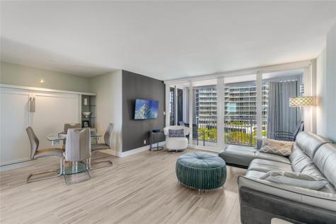 2200 NE 33rd Avenue Fort Lauderdale FL 33305