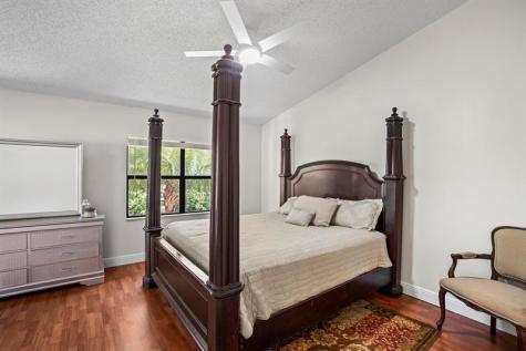 102 Liberty Court Deerfield Beach FL 33442