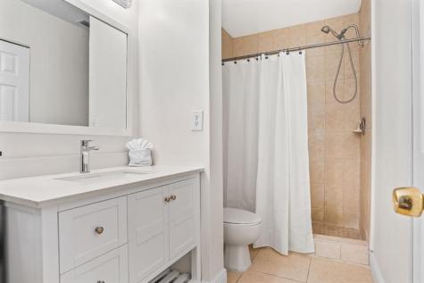 102 Liberty Court Deerfield Beach FL 33442