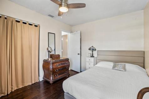 102 Liberty Court Deerfield Beach FL 33442