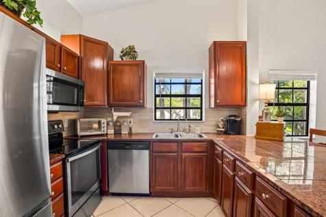 102 Liberty Court Deerfield Beach FL 33442