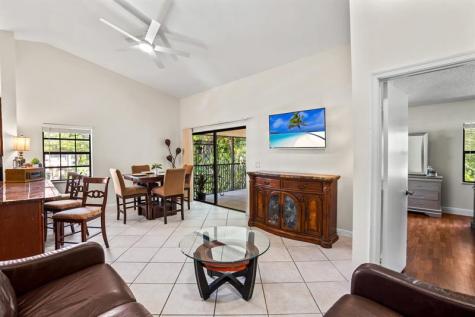 102 Liberty Court Deerfield Beach FL 33442