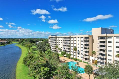 800 NE 195th Street Miami FL 33179