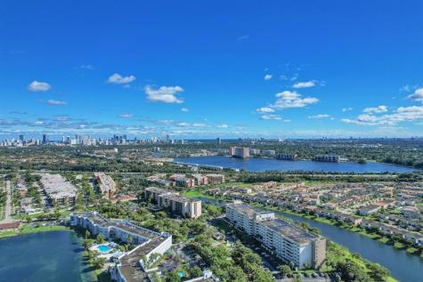 800 NE 195th Street Miami FL 33179