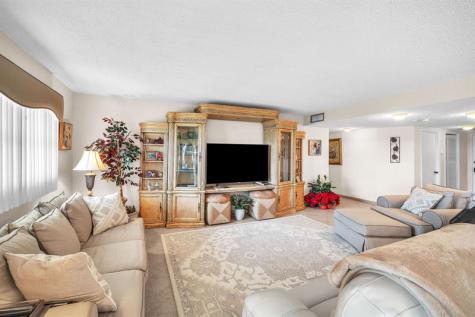 800 NE 195th Street Miami FL 33179