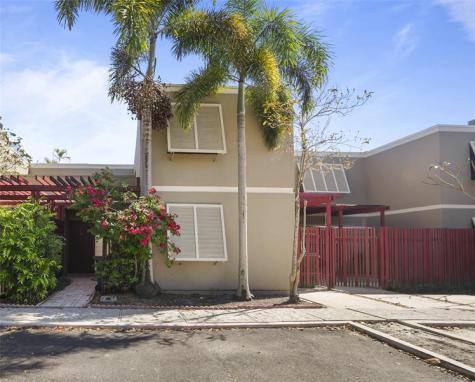 1111 Windward Drive Pembroke Pines FL 33026