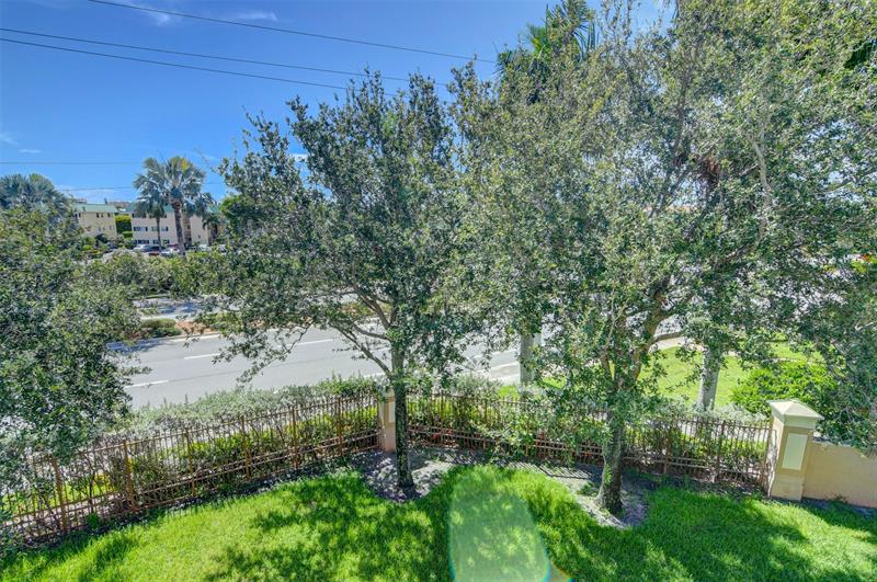 224 Villa Circle Boynton Beach FL 33435