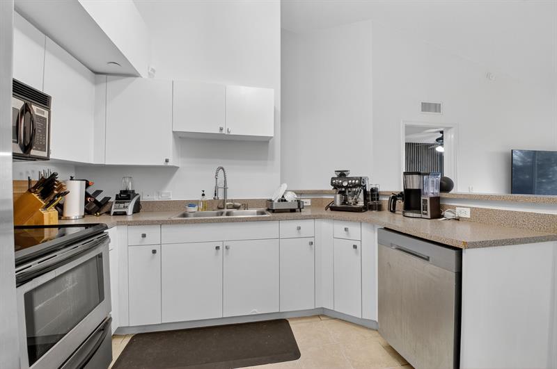 224 Villa Circle Boynton Beach FL 33435