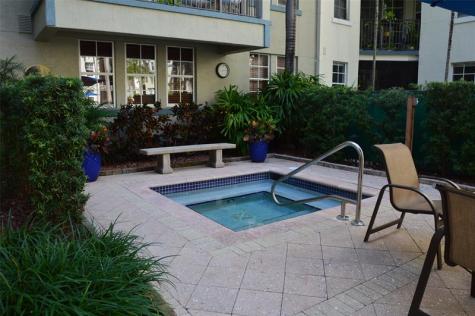 533 NE 3rd Avenue Fort Lauderdale FL 33301