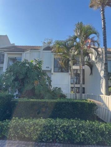 808 S Bridgewood Place Boca Raton FL 33434